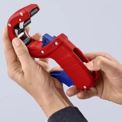 Труборез KNIPEX DP 50 для канализационних ПВХ труб 32/40/ 50мм, 90 23 01 BK