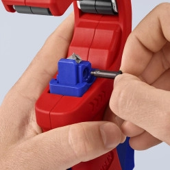 Труборез KNIPEX DP 50 для канализационних ПВХ труб 32/40/ 50мм, 90 23 01 BK
