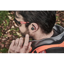 Наушники для работы с защитой слуха MILWAUKEE REDLITHIUM L4 RLEPB-301 USB Bluetooth