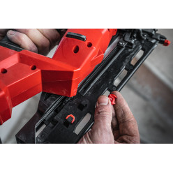 Пистолет гвоздезабивной аккумуляторный бесщёточный MILWAUKEE M18 FN16GA-0, (32-64мм) (каркас)