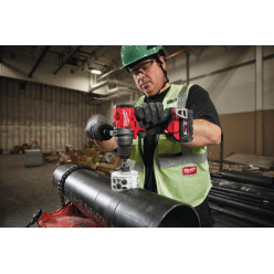 Дрель-шуруповёрт аккумуляторная бесщёточная MILWAUKEE M18 FDD3-402C (158Нм) (ЗУ+2акк.Х4Ач+кейс)