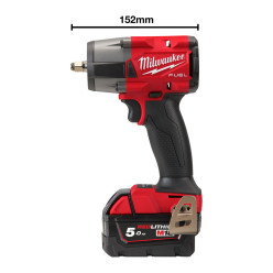 Гайковерт аккумуляторный бесщеточный MILWAUKEE 3/8" (813Нм) М18 FMTIW2F38-502X, с кольцом