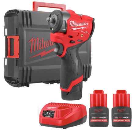 Гайковерт аккумуляторный бесщеточный MILWAUKEE 3/8'' (305 Нм) M12 FSCIWF38-252X, с кольцом